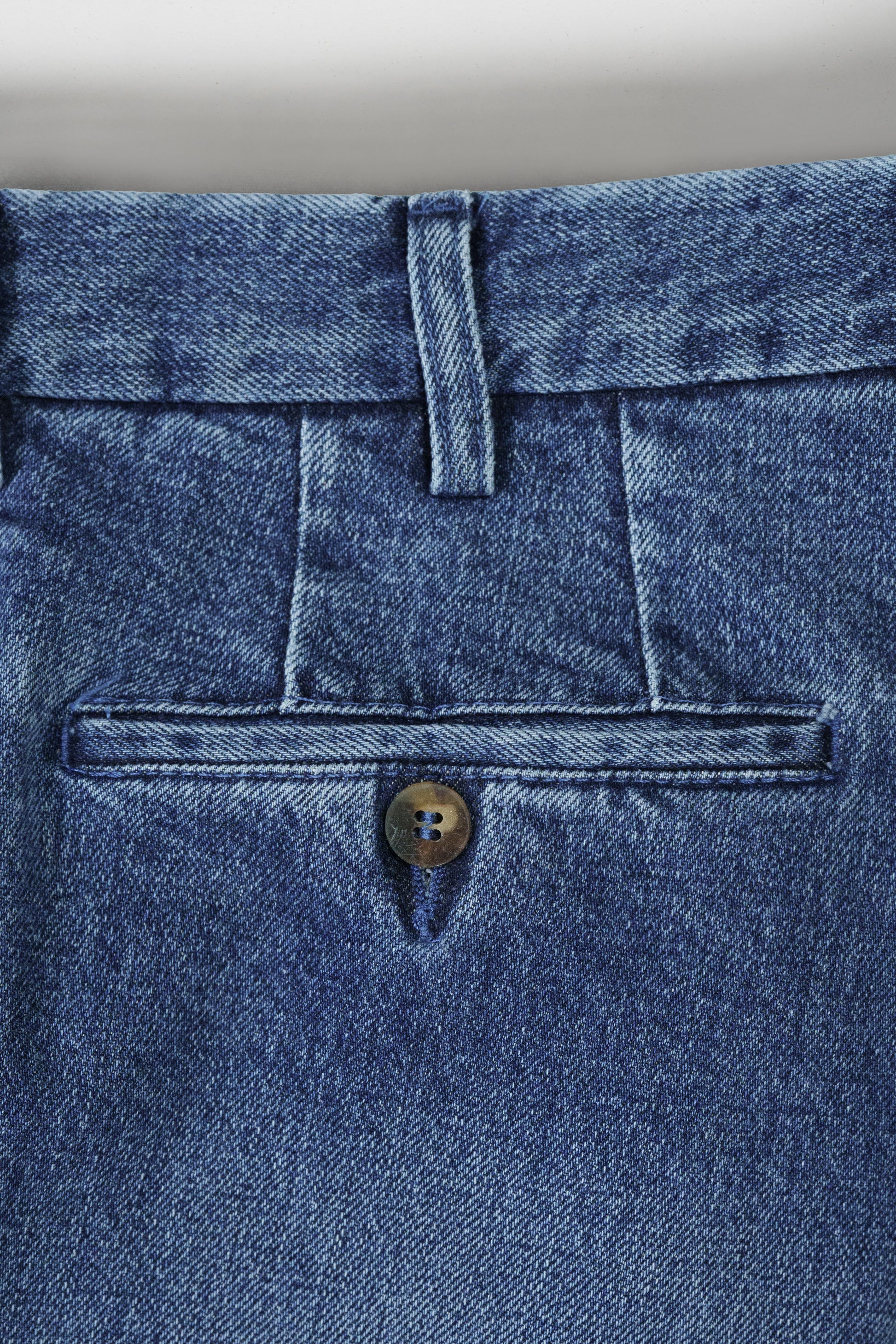 Pantaloni sportivi in cotone denim blu con 2 pinces