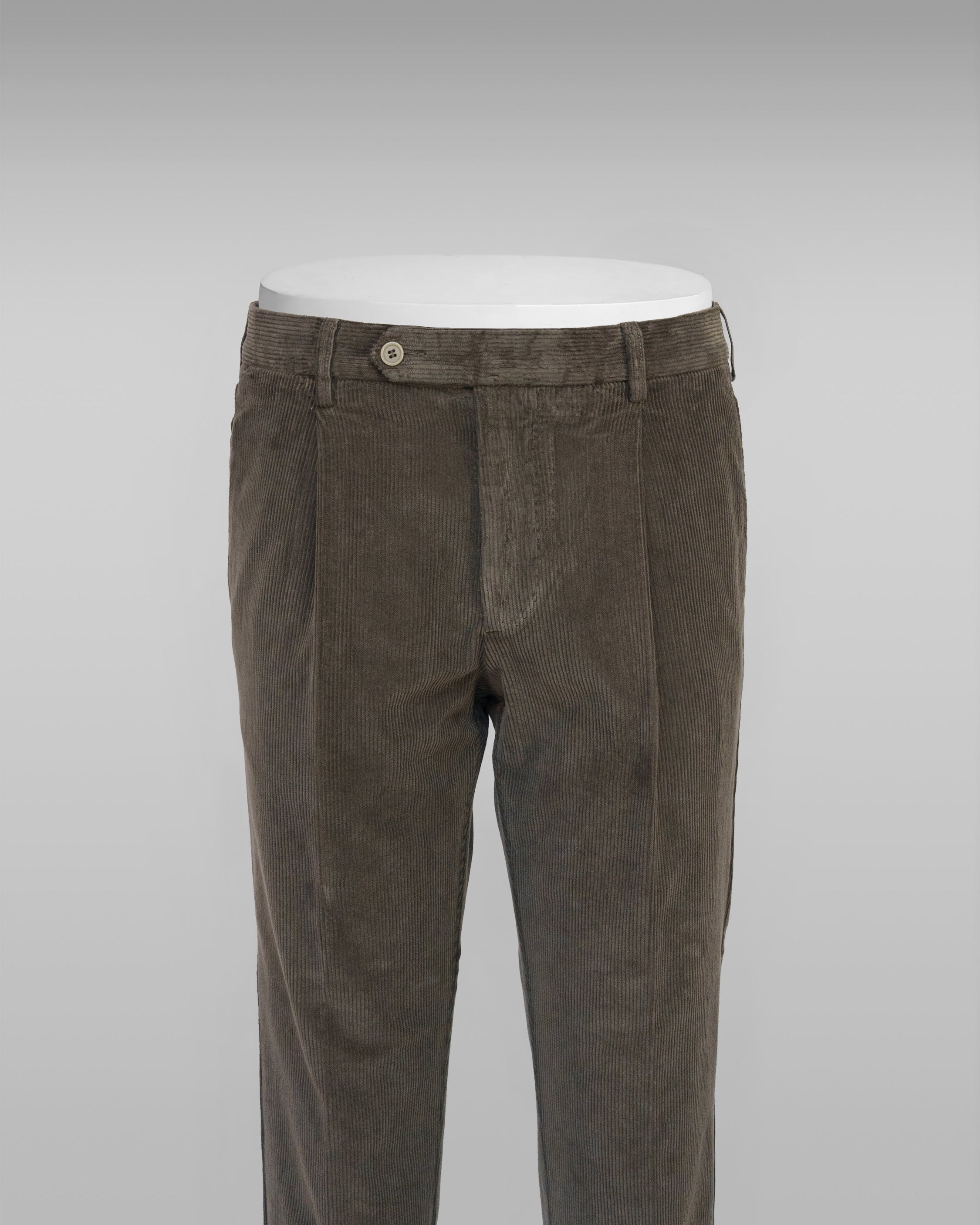 Brown corduroy sport trousers 1 pleat