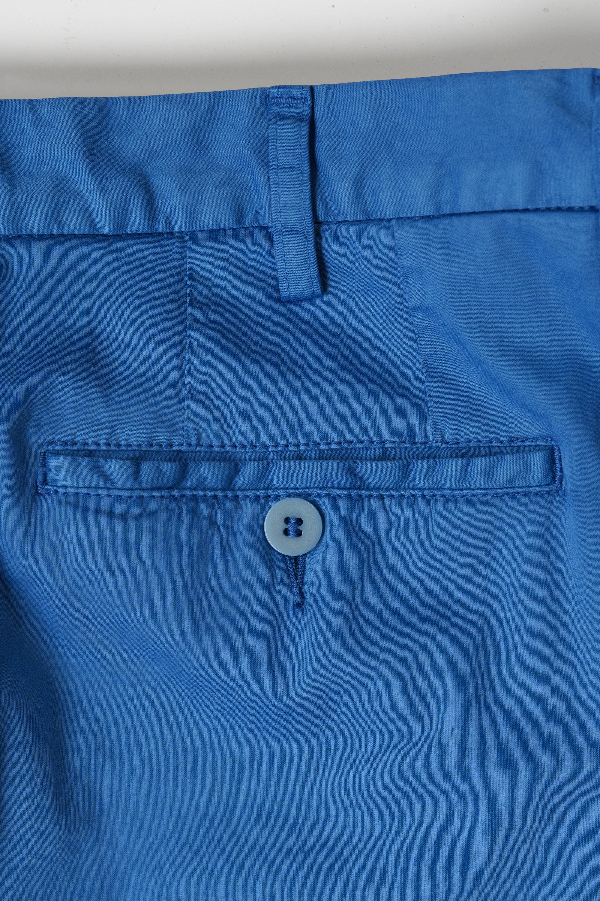 Pantaloni sportivi in cotone e seta satinato blu cobalto ESTATE