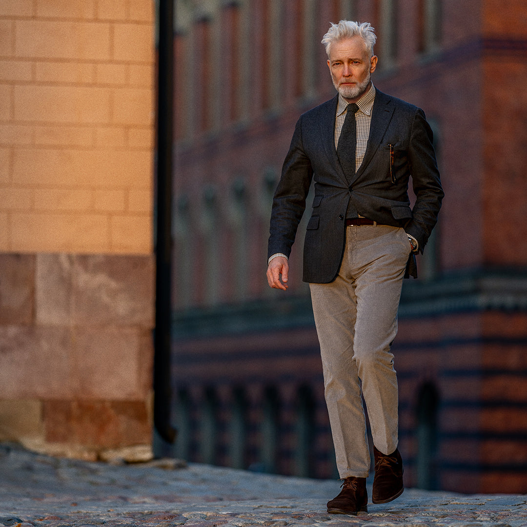 Pantaloni sportivi in velluto a coste grigio chiaro