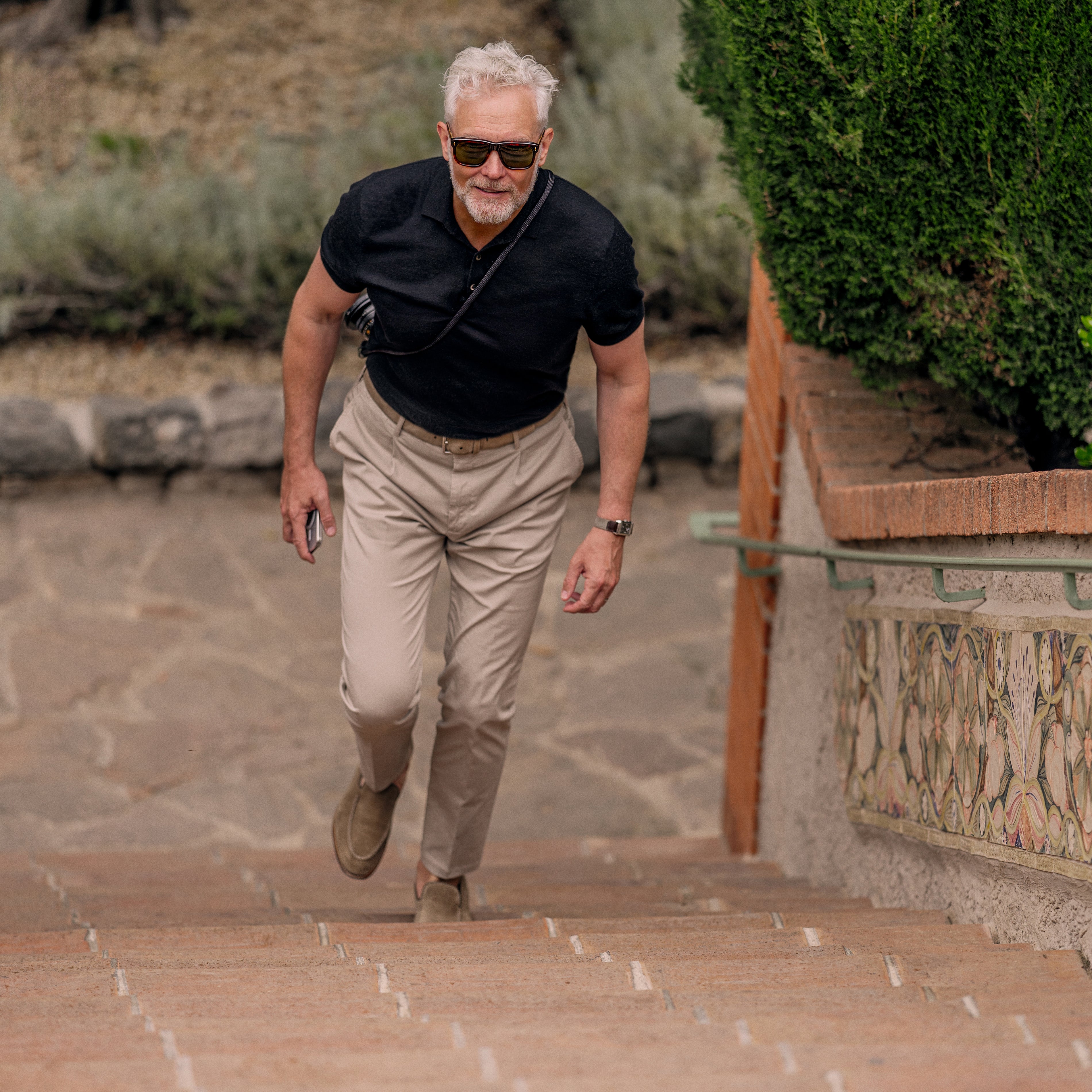 Pantaloni sportivi in cotone supima beige con 1 pinces