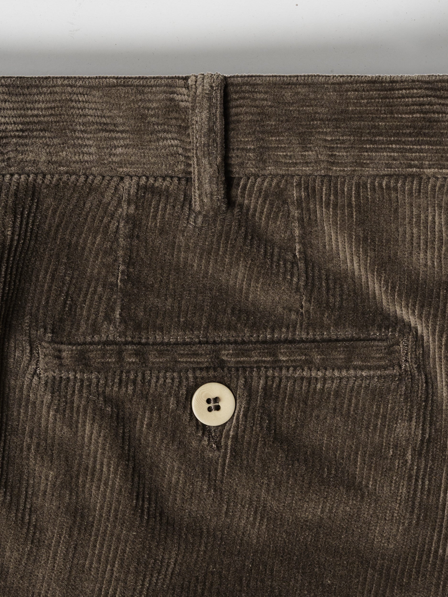 Pantaloni sportivi in velluto a coste marroni