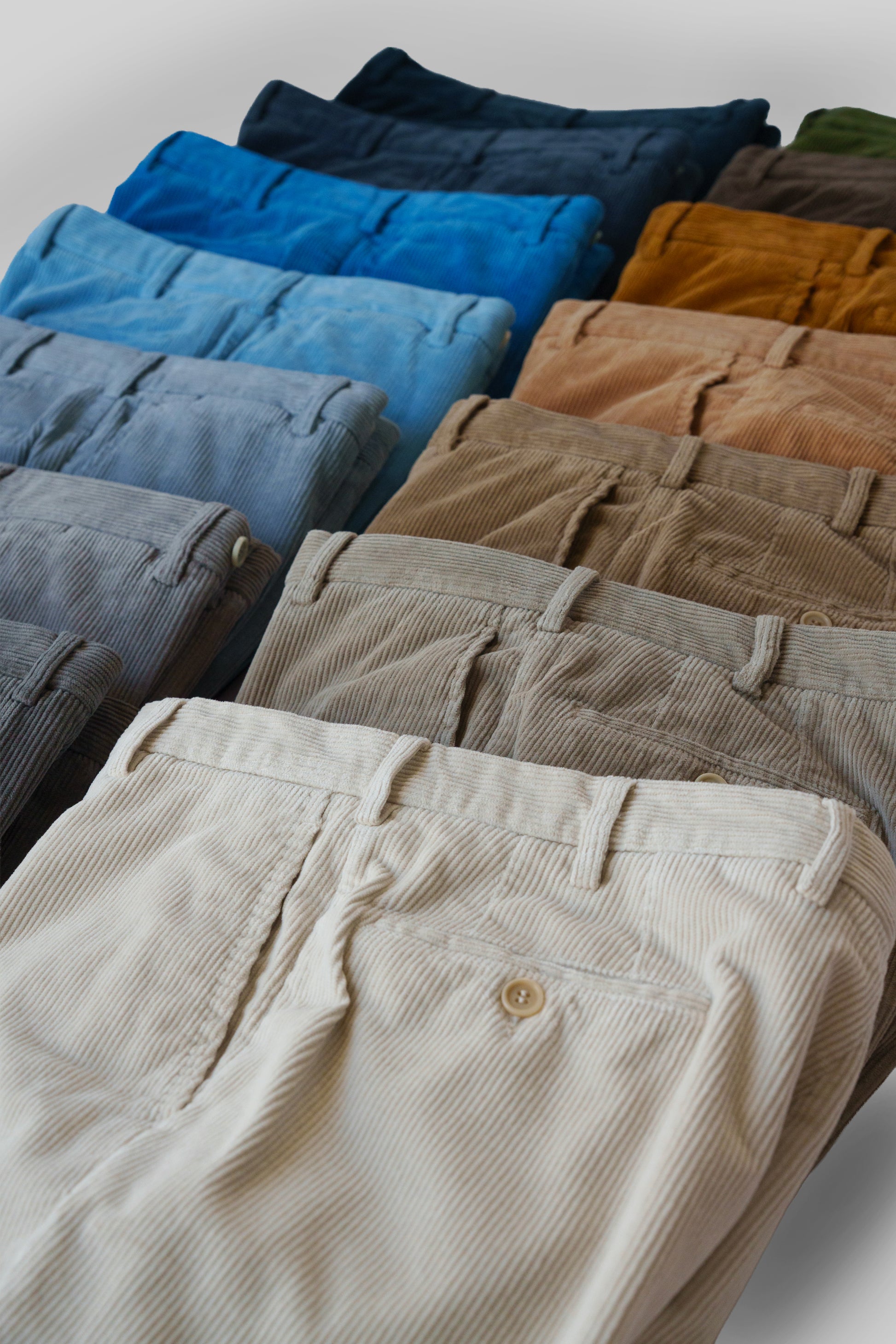 Pantaloni sportivi in velluto a coste blu scuro