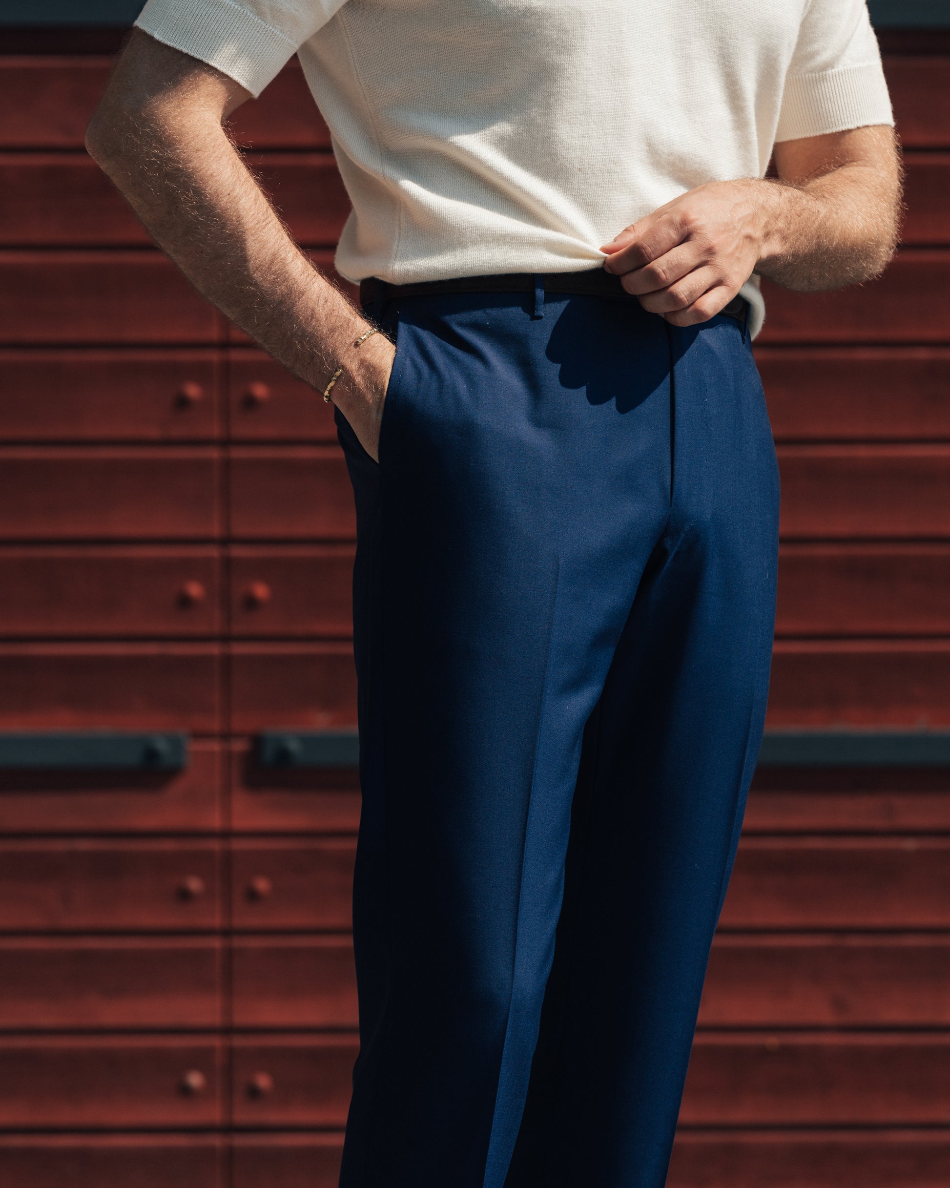 Pantaloni in lana blu medio, vestibilità regolare