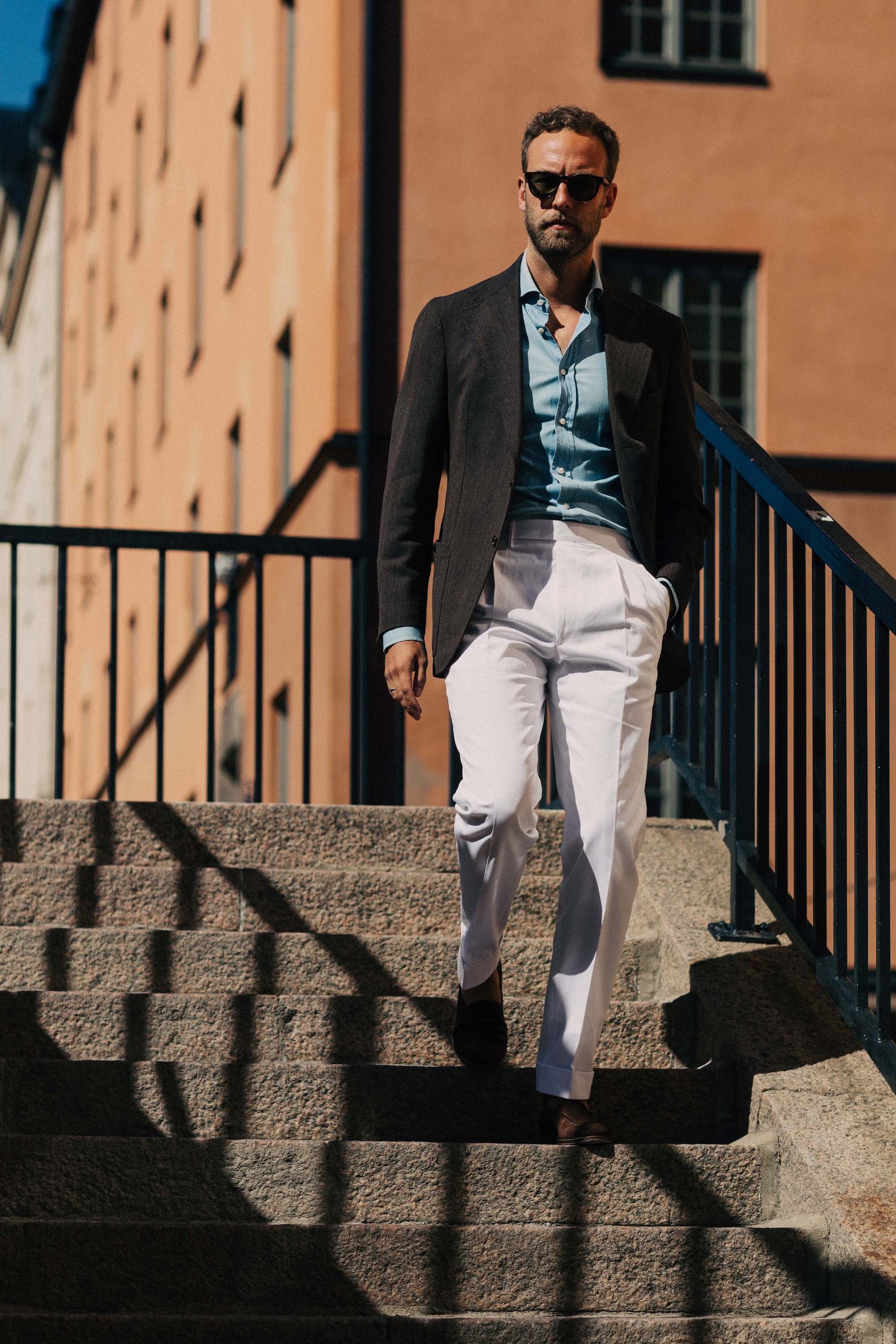 Pantaloni bianchi in cotone dalla vestibilità regolare