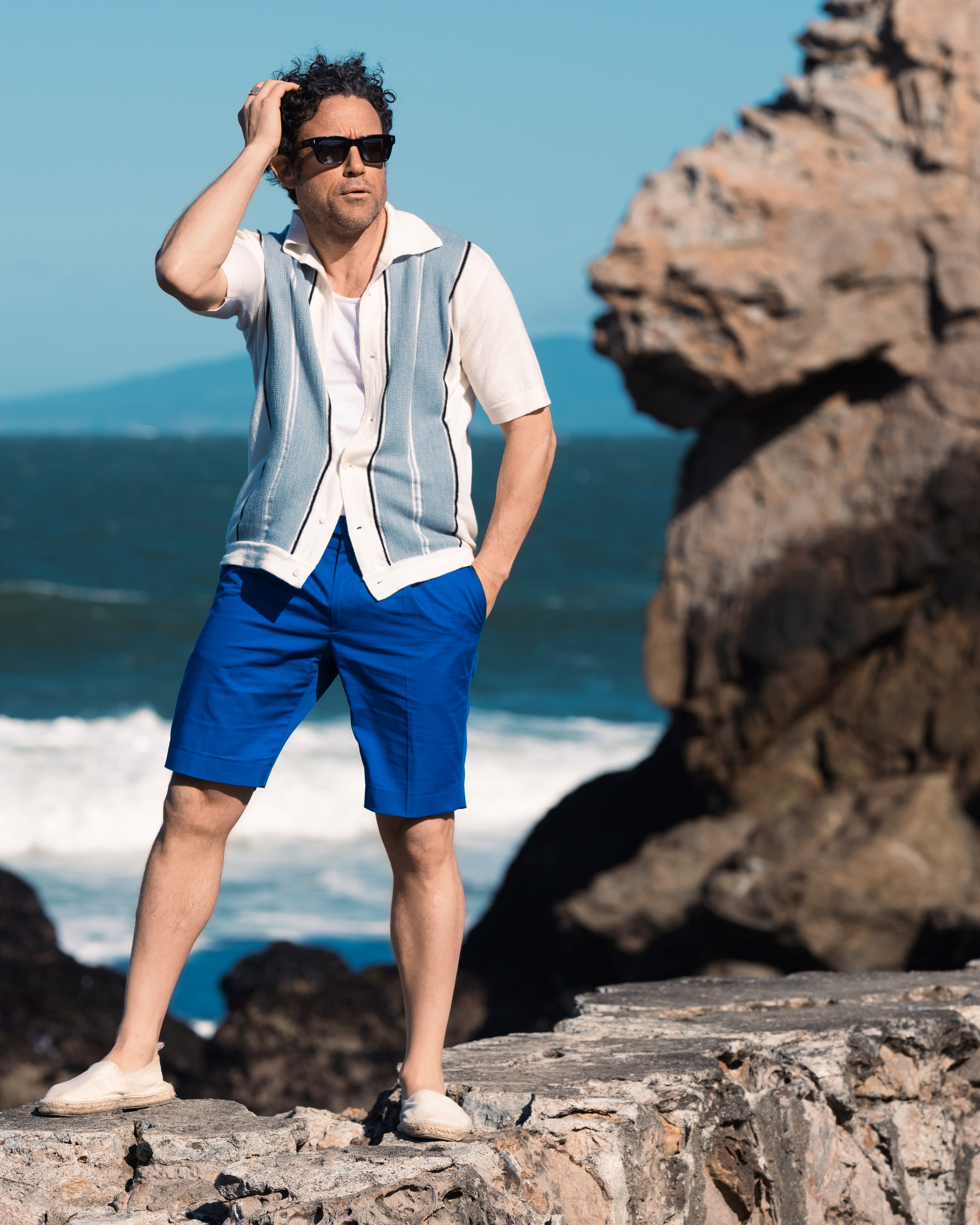 Bright blue cotton bermuda