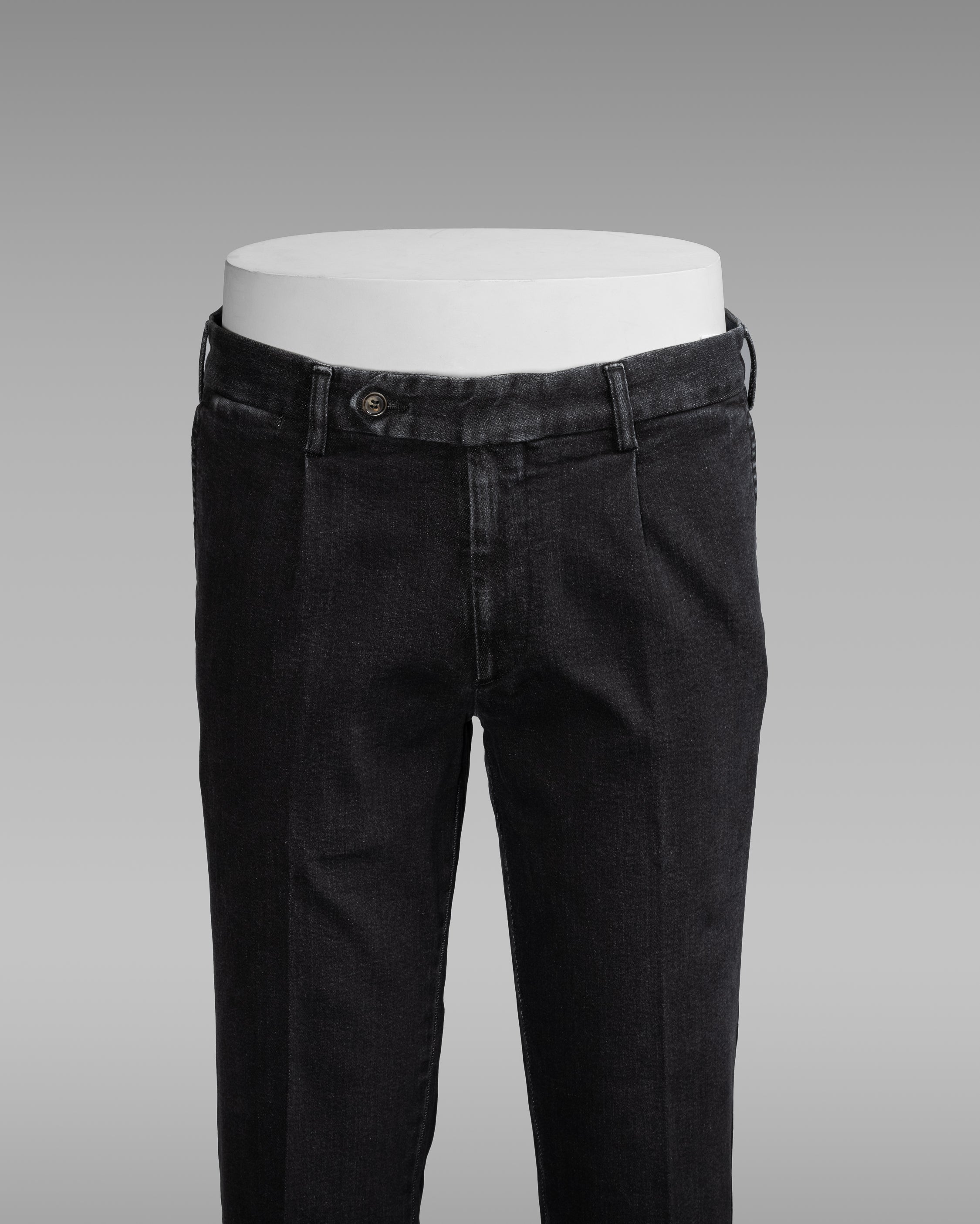 Pantaloni sportivi in cotone denim nero con 1 pinces