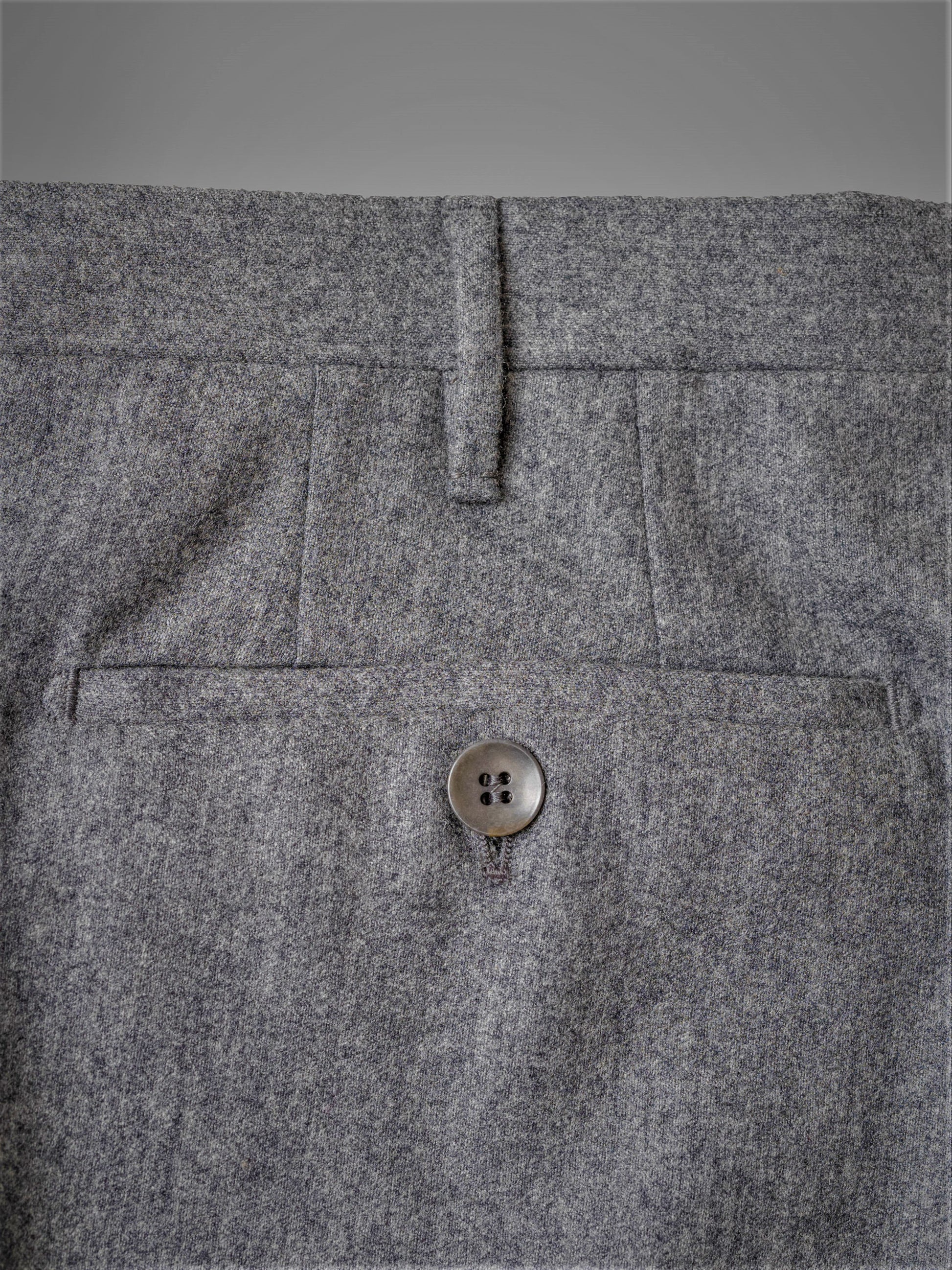 Pantalone grigio medio in lana flanella regular fit