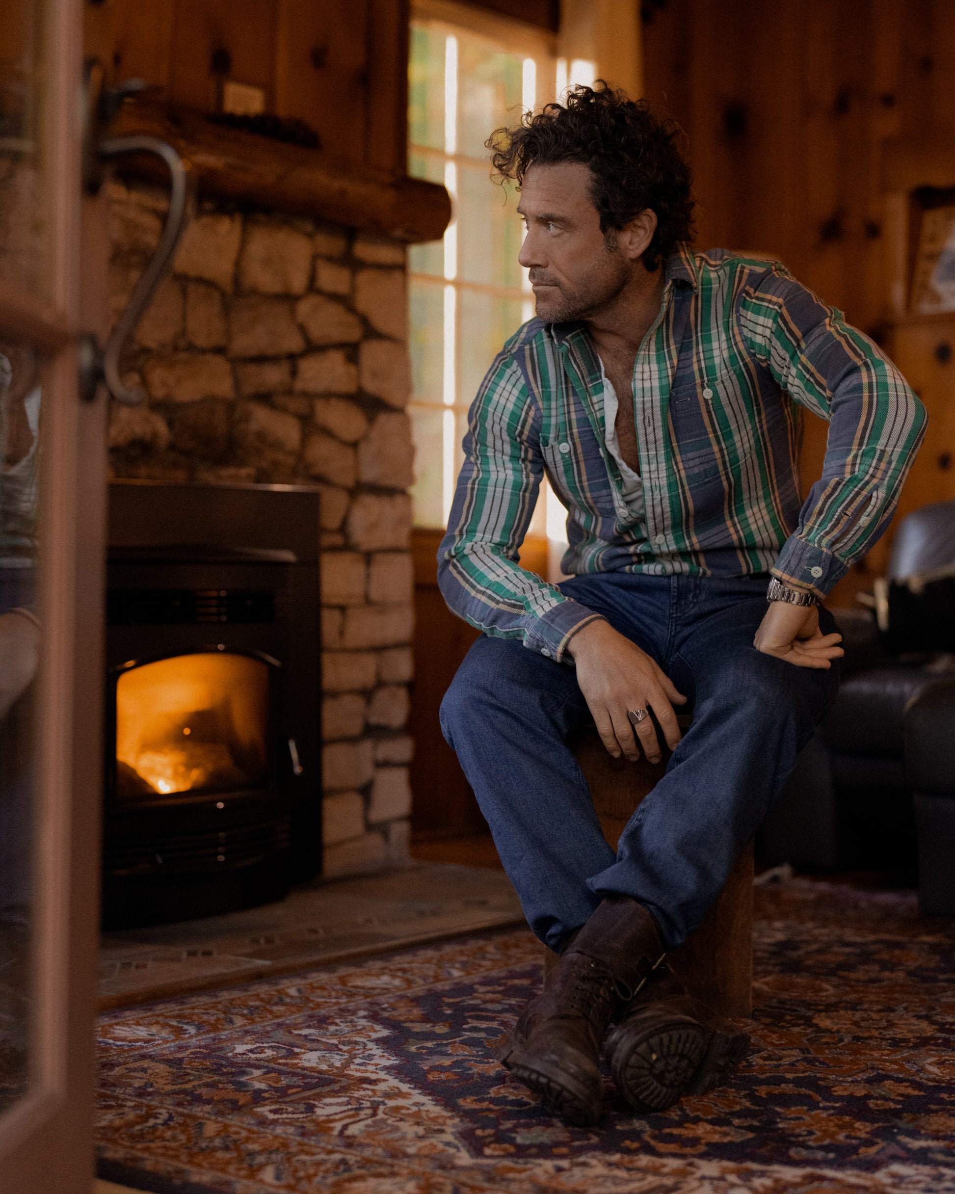 Pantaloni in cotone denim blu scuro con 5 tasche