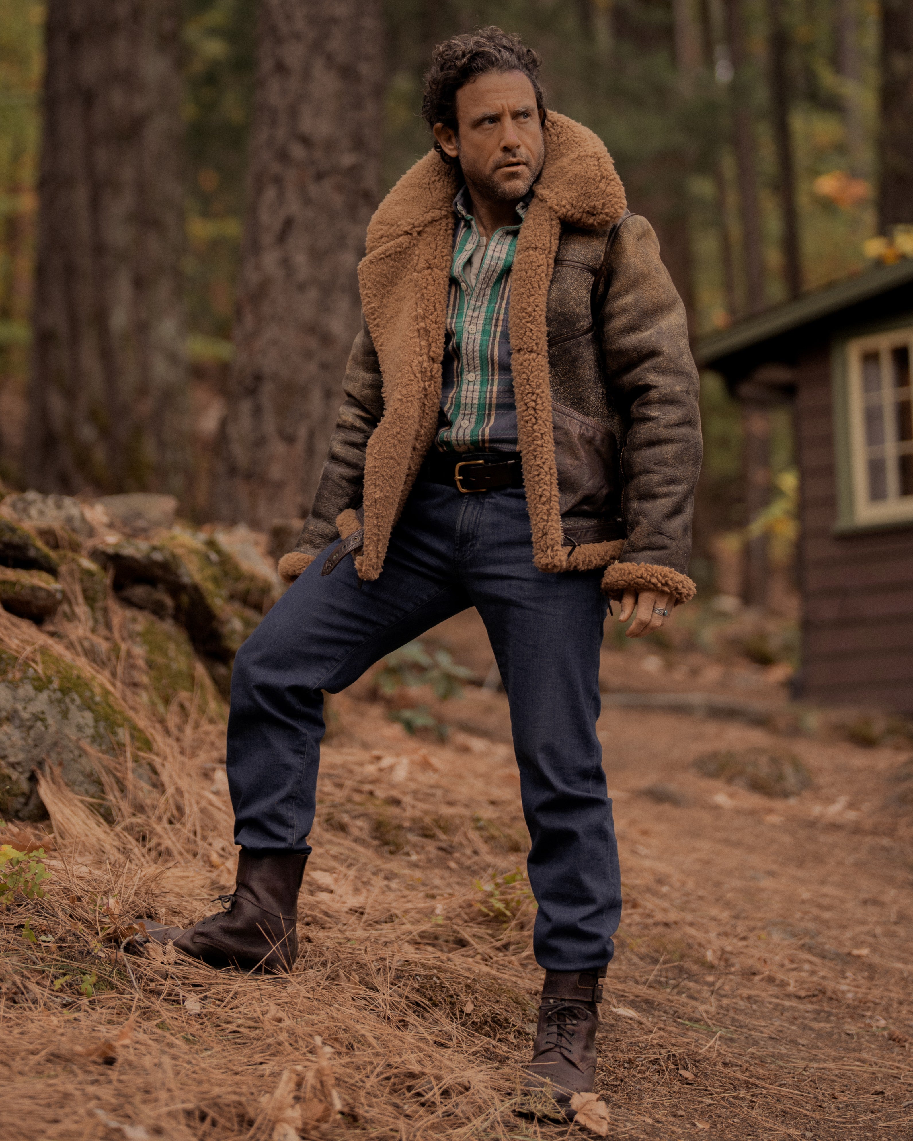 Pantaloni in cotone denim blu scuro con 5 tasche