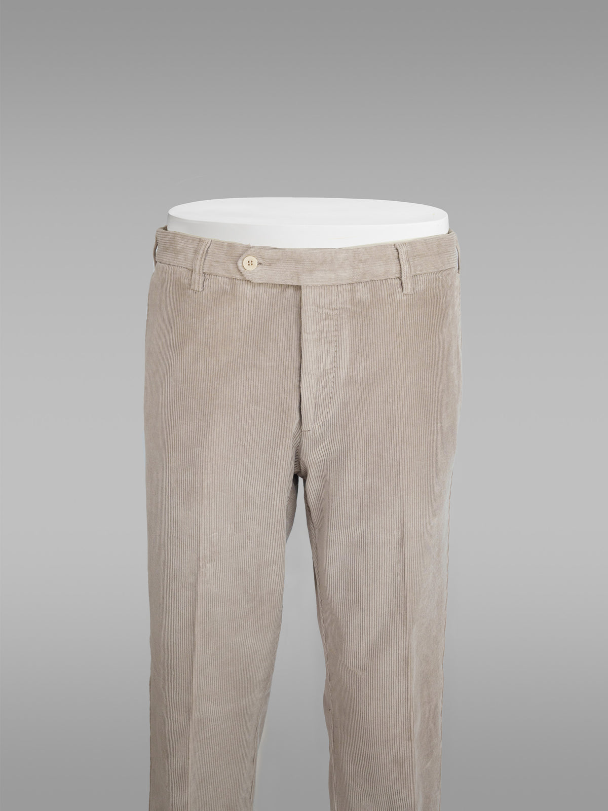 Slim fit trousers in sport corduroy – available in 6 colors