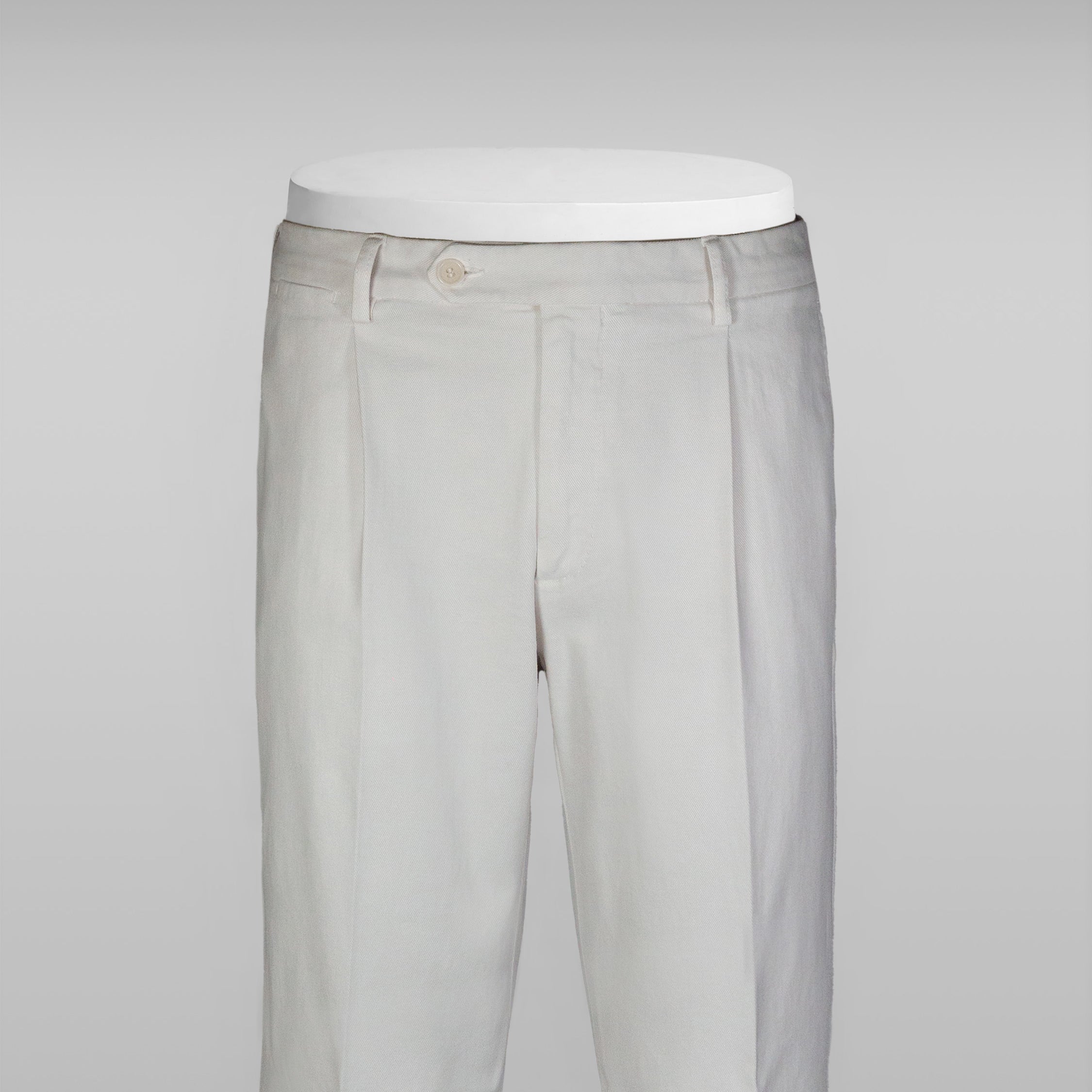 Pantaloni sportivi in cotone elastan color ghiaccio con 1 pinces