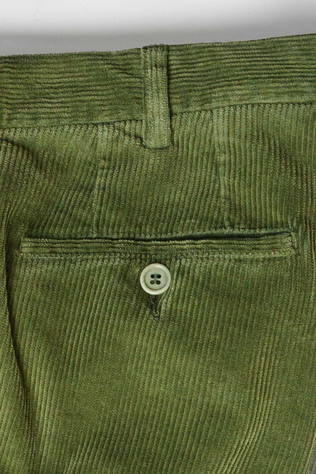 Green corduroy sport trousers 1 pleat