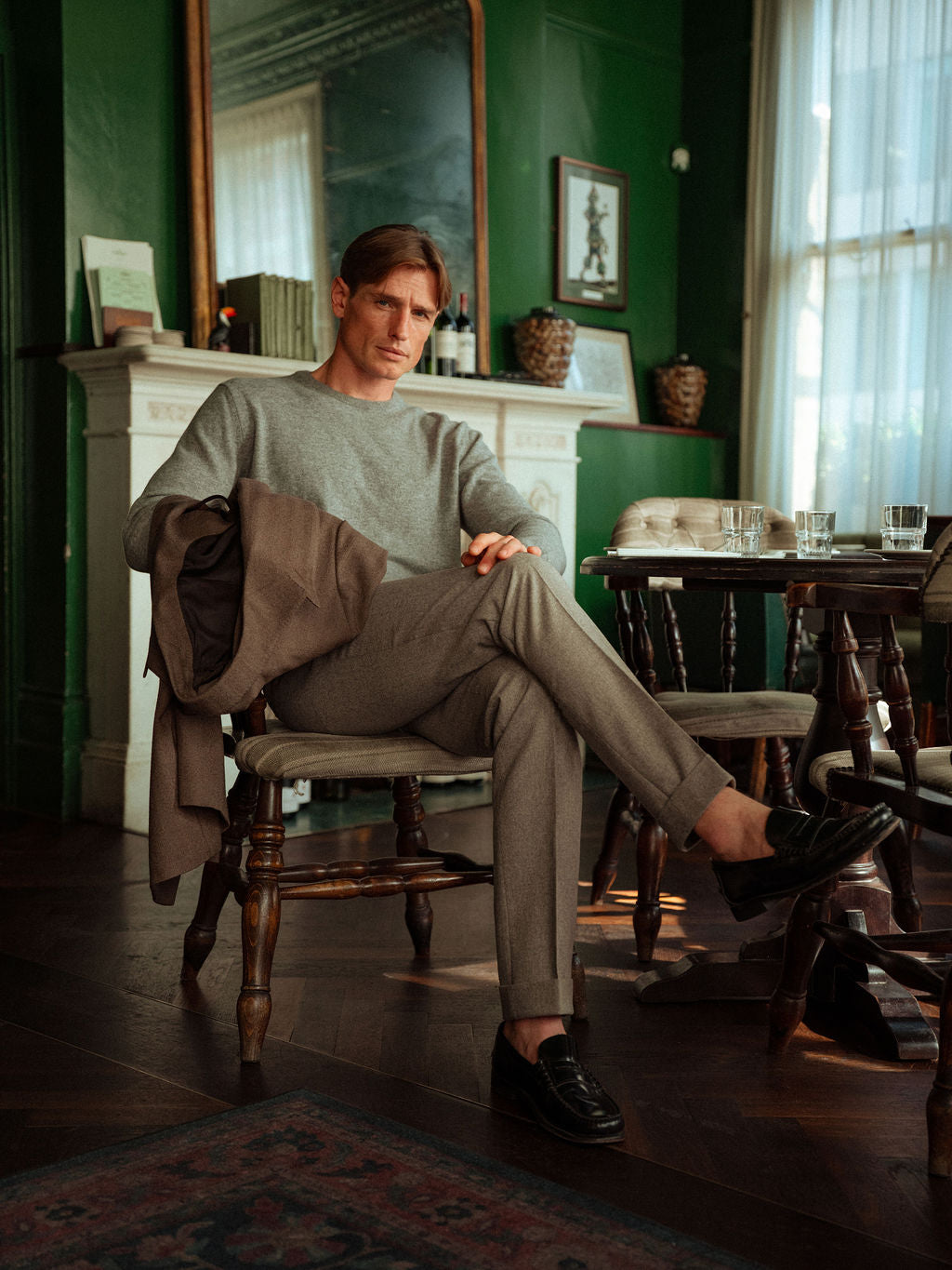 Pantaloni in flanella di lana beige chiaro, vestibilità regolare