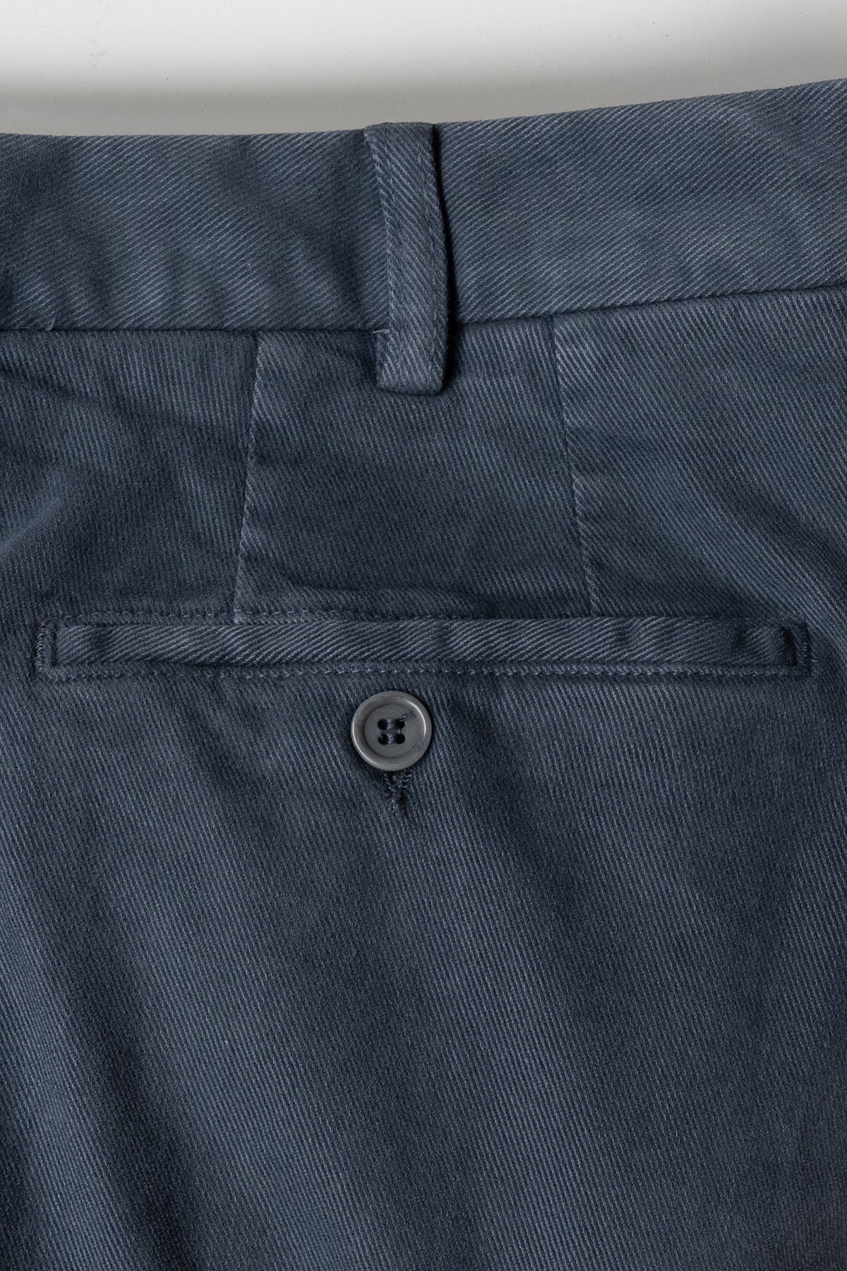 Denim blue cotton elastan sport trousers 1 pleat