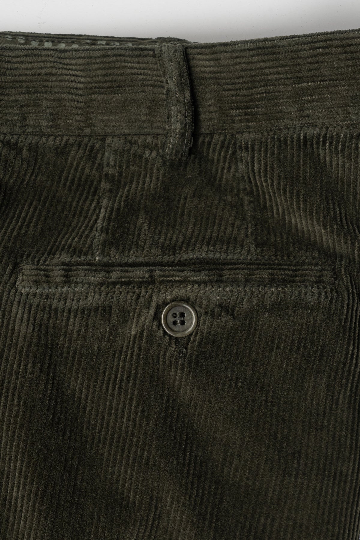 Dark green corduroy sport trousers 1 pleat