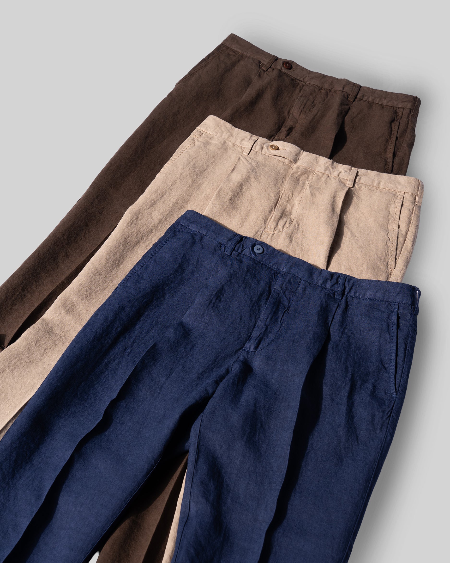Beige linen sport trousers 1 pleat