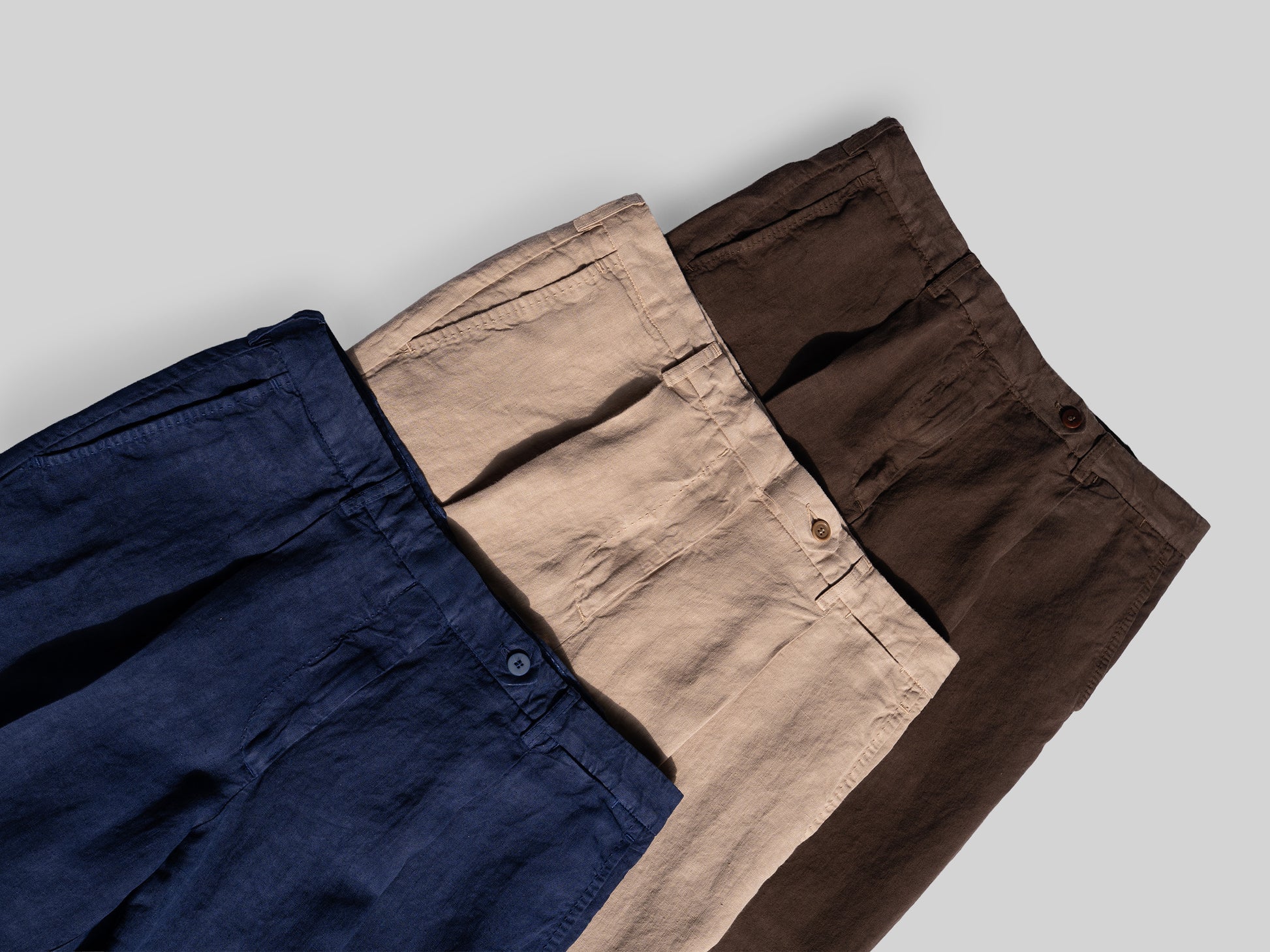 Pantaloni sportivi in lino marroni con 1 pinces