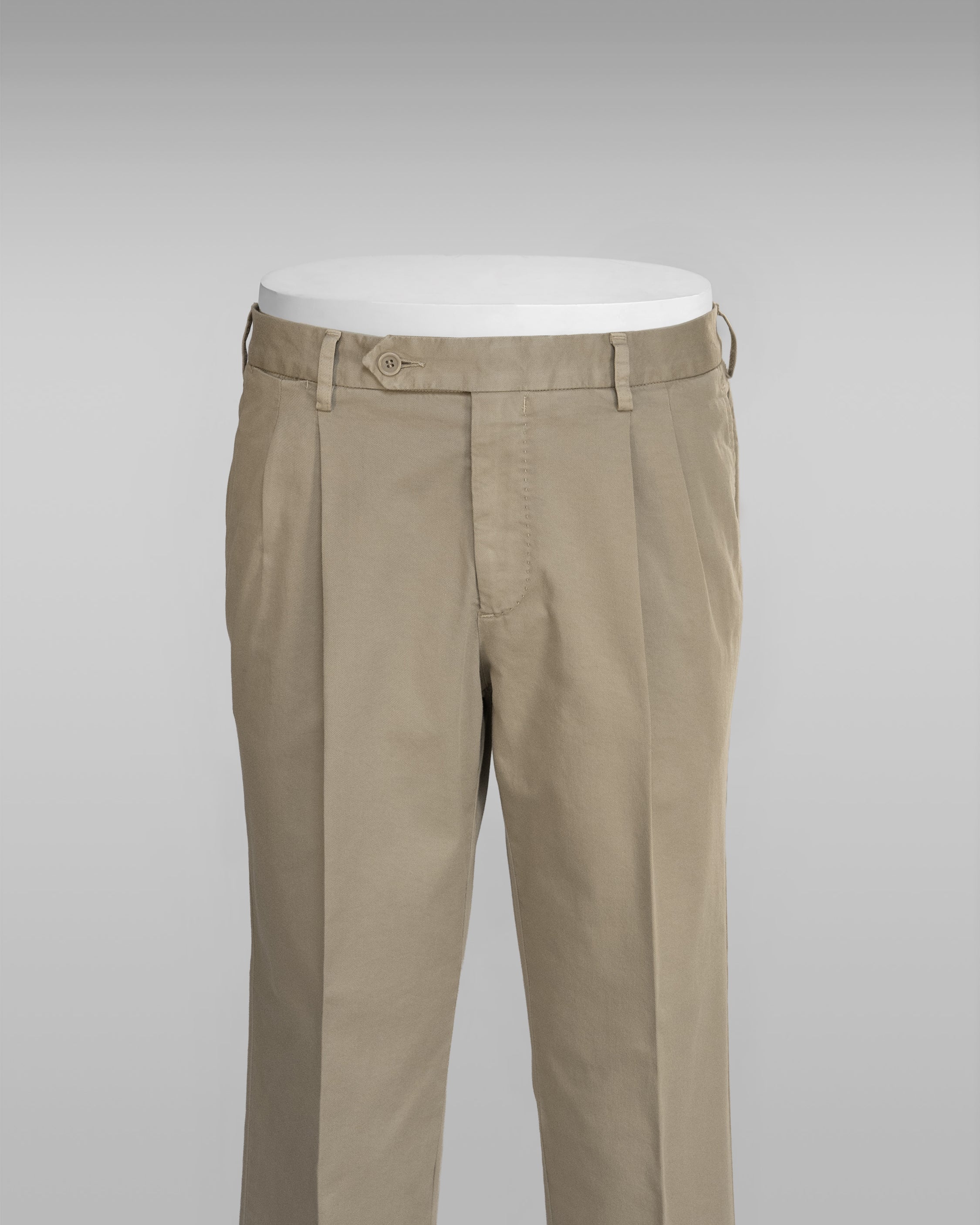 Como beige four season sport trousers