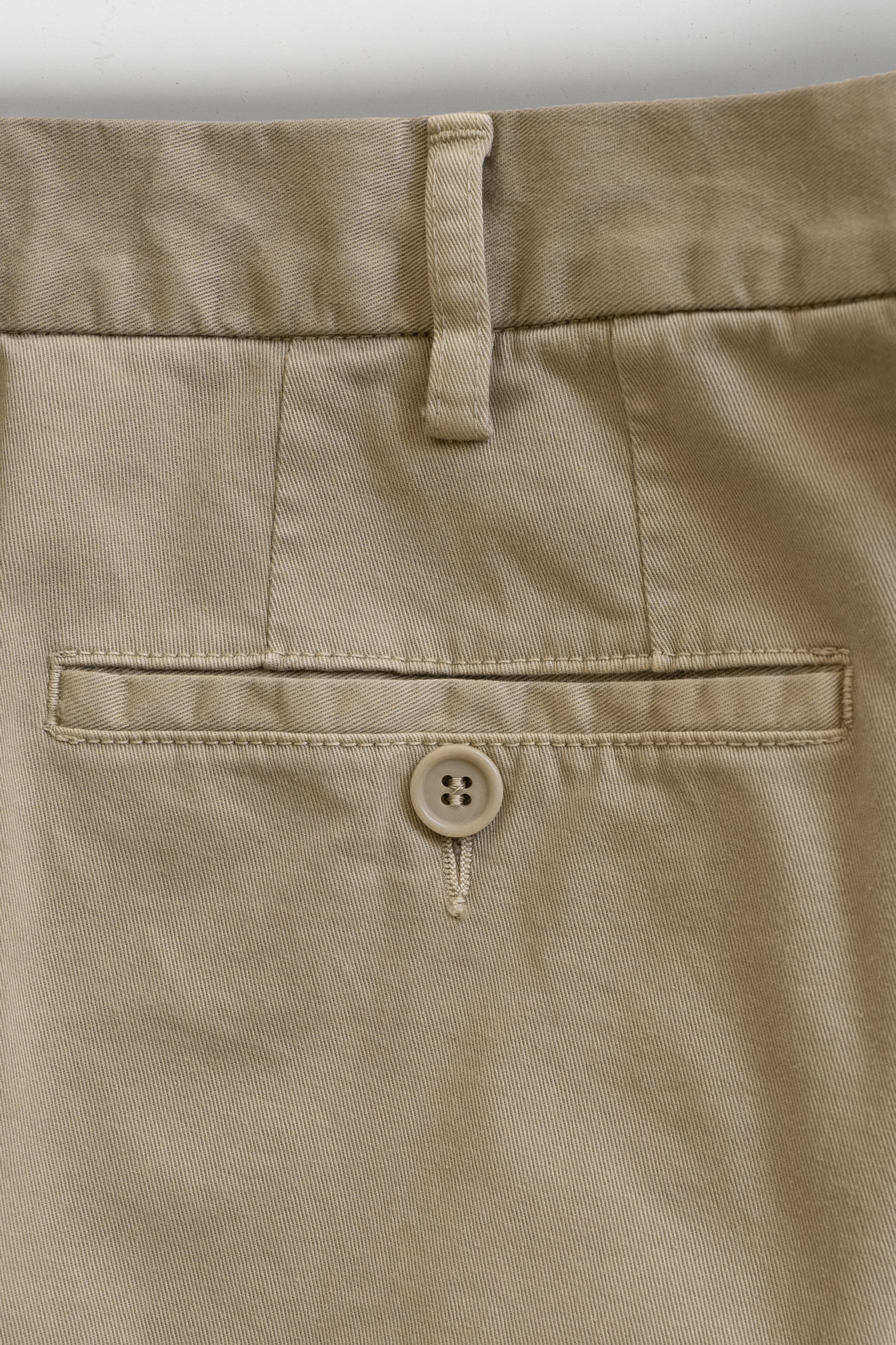 Como beige four season sport trousers