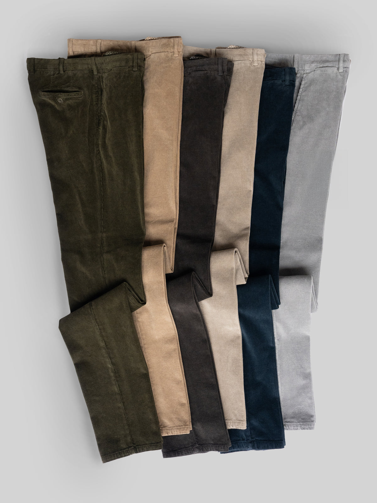 Slim fit trousers in sport corduroy – available in 6 colors