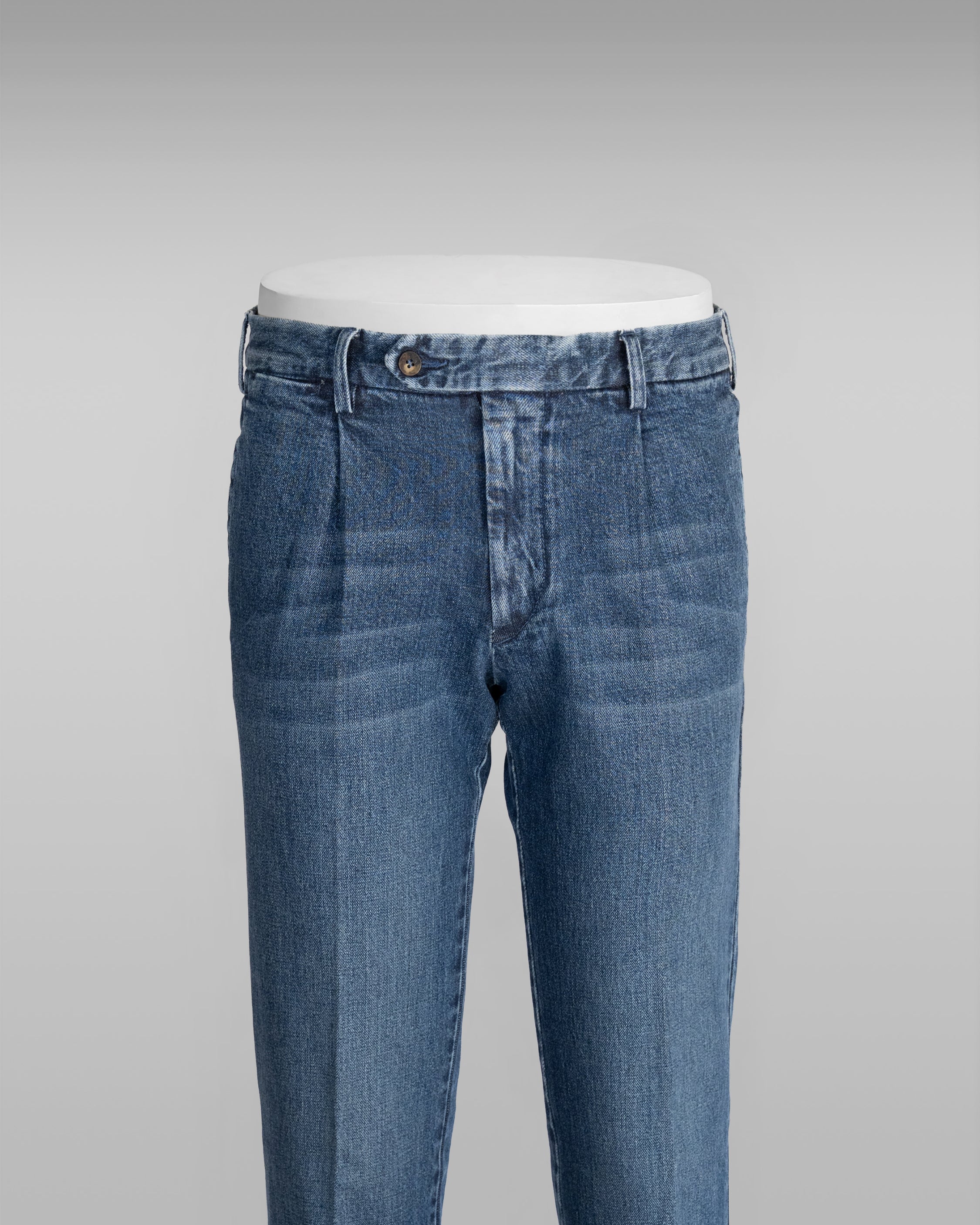 Pantaloni sportivi in denim blu con 1 piega e vita alta