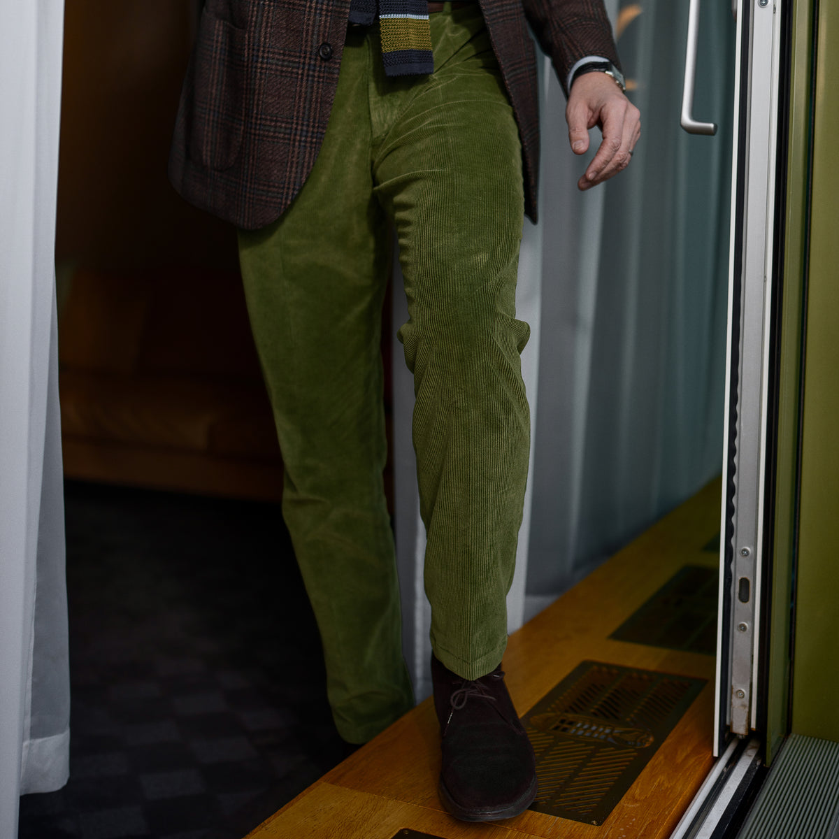 Green corduroy sport trousers 1 pleat