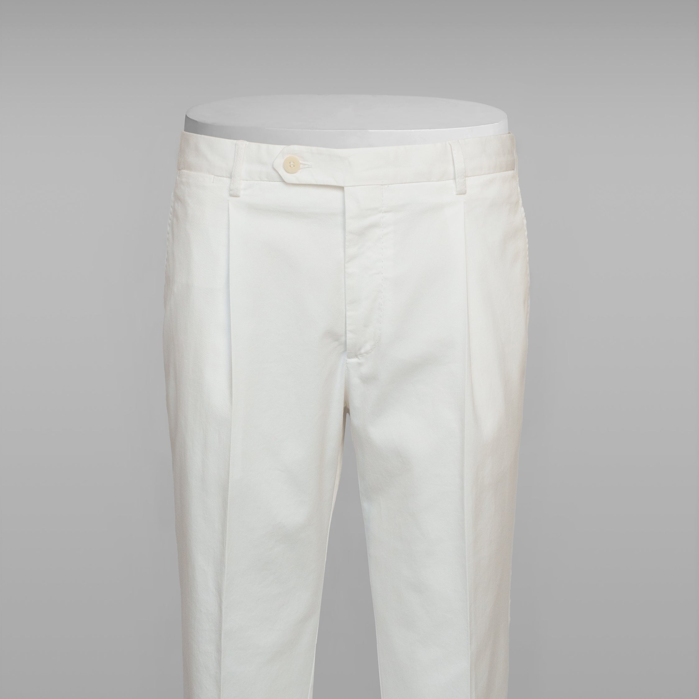 White cotton supima sport trousers 1 pleat