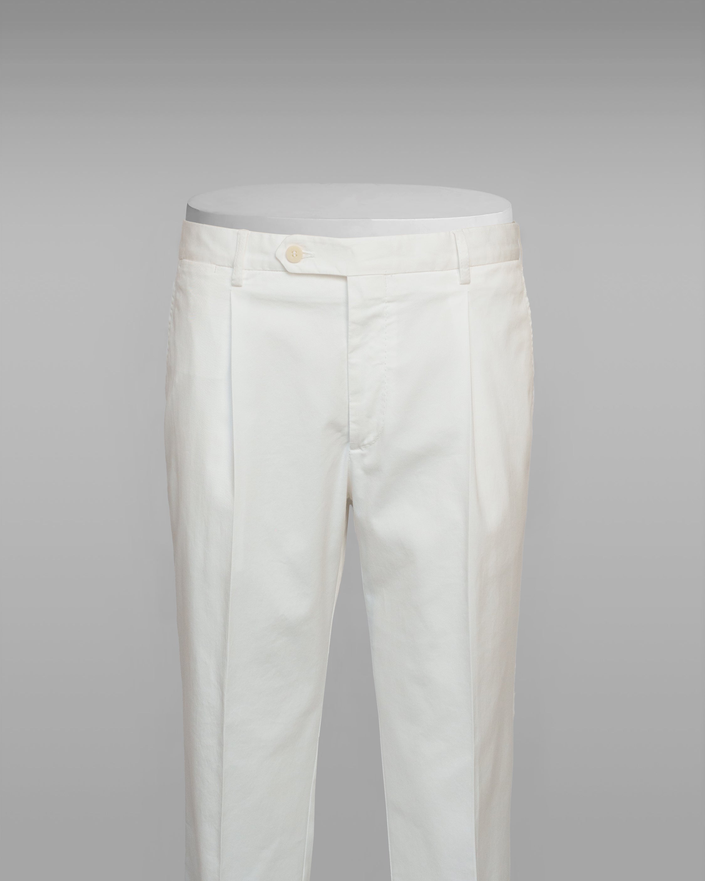White cotton supima sport trousers 1 pleat