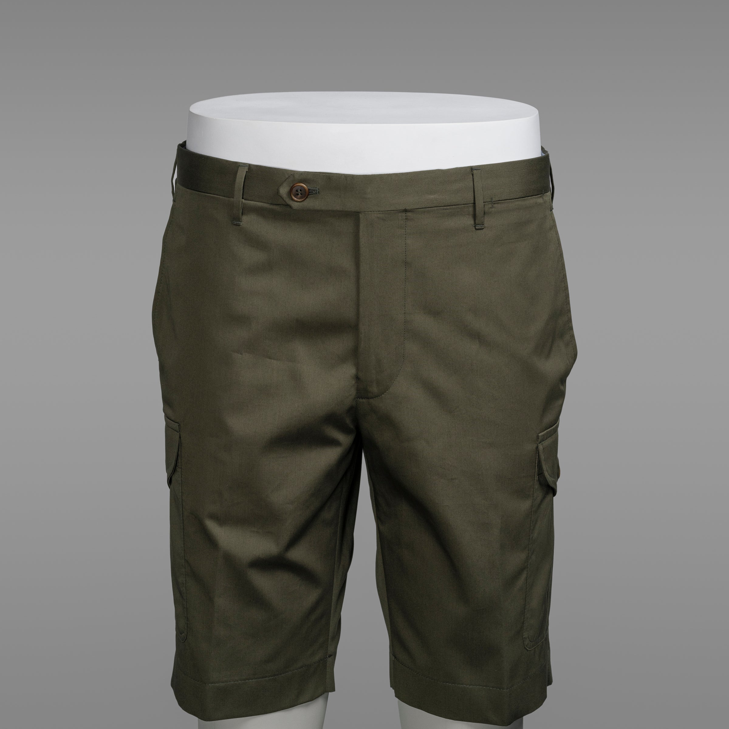 Bermuda cargo in cotone verde