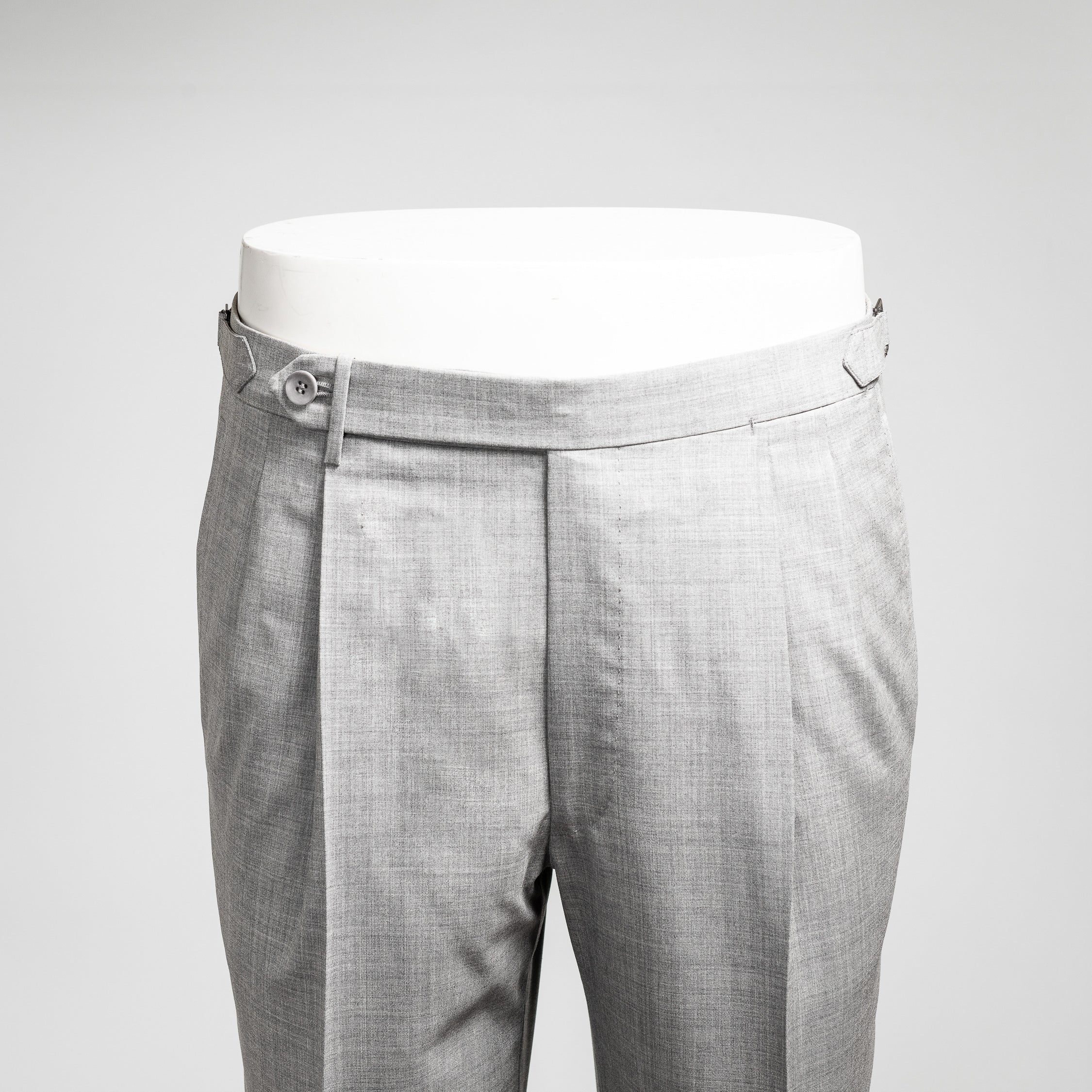 Pantaloni in lana grigio chiaro dalla vestibilità regolare